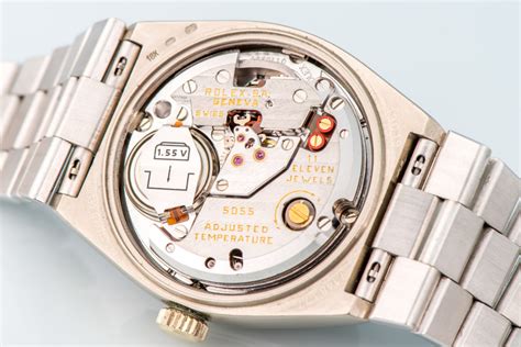 does rolex use quartz movement|Rolex quartz day date.